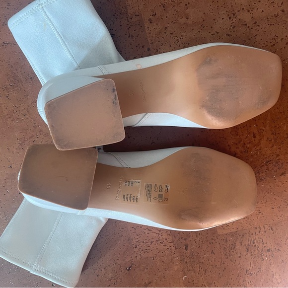 & Other stories white square toe booties - Picture 3 of 4